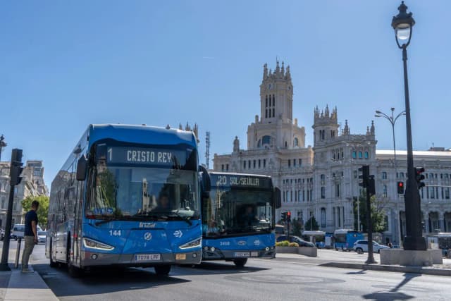 EMT Madrid предоставляет информацию о местоположении своих автобусов в реальном времени в Google Maps