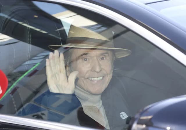 Последние новости о новой жизни Рафаэля после проблем со здоровьем