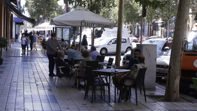 Новая норма, регулирующая летние террасы в Севилье