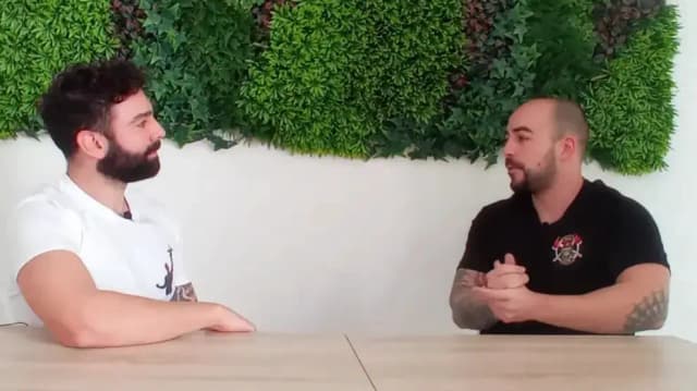 Эмоциональное видео двух погибших в Алькорконе пожарных