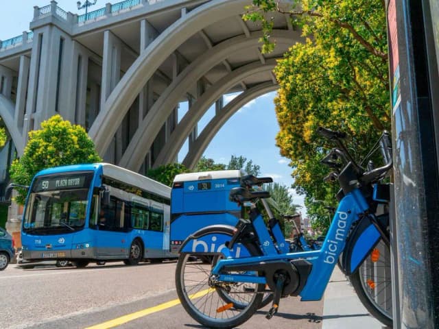 Два дня, когда можно будет бесплатно ездить на автобусе и Bicimad в Мадриде