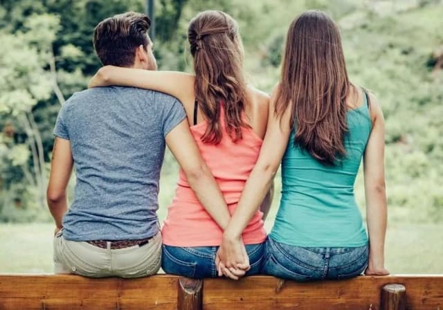 Исследование назвало страну с самым высоким уровнем измен: Испания в топ-10