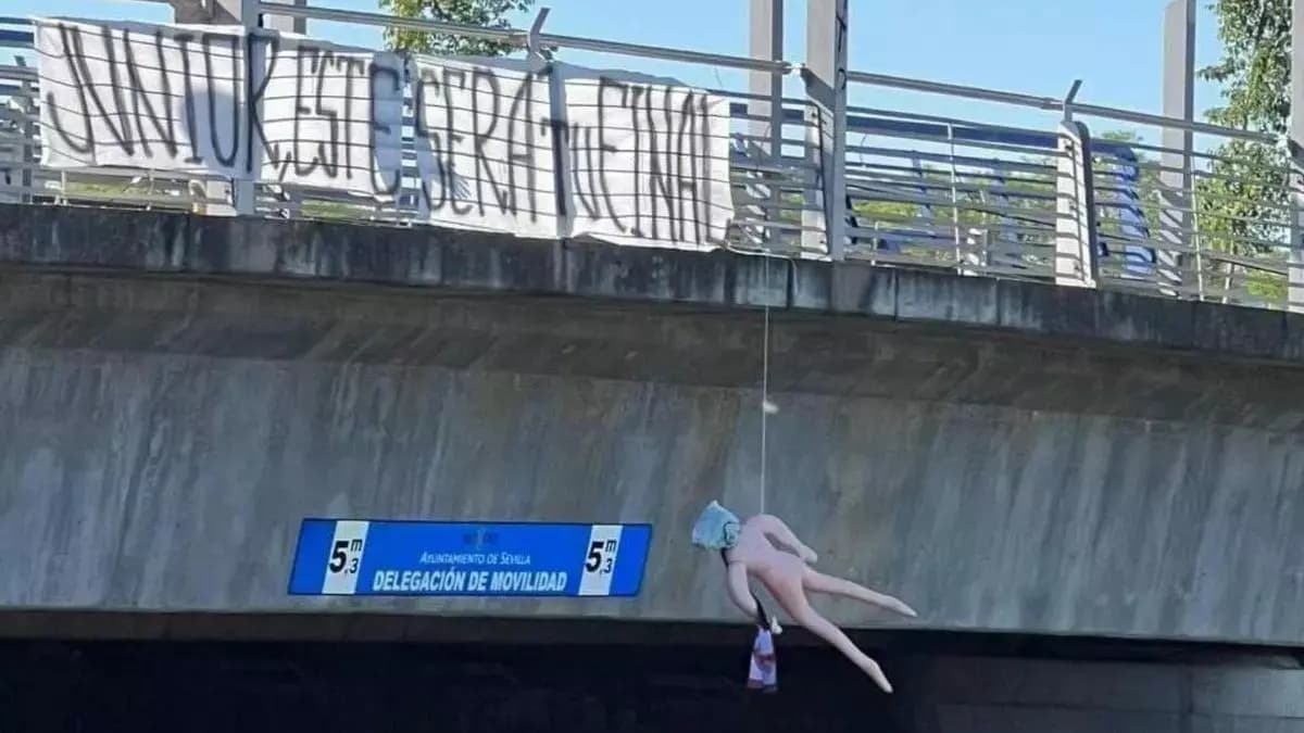 Максимальное напряжение в "Севилье" из-за куклы с угрозой в адрес Дель Нидо Карраско