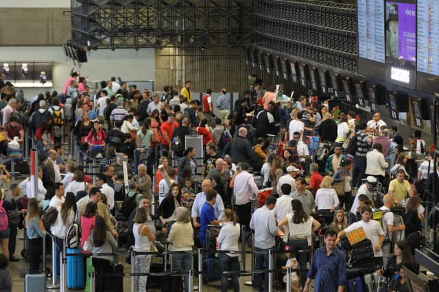 Прощание с регистрацией в аэропортах: каким будет единственный обязательный цифровой документ для путешествий по миру