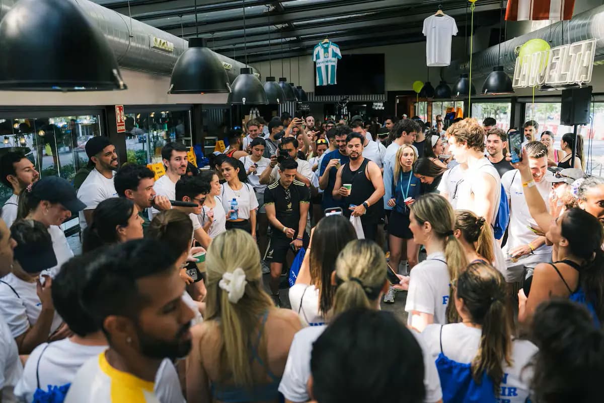 Кофе-пати: модные дневные вечеринки без капли алкоголя