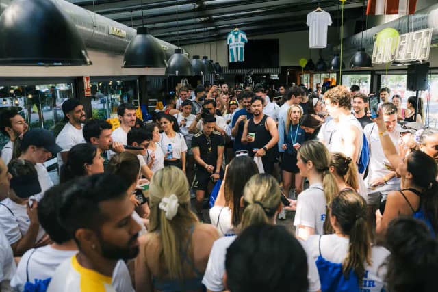 Кофе-пати: модные дневные вечеринки без капли алкоголя