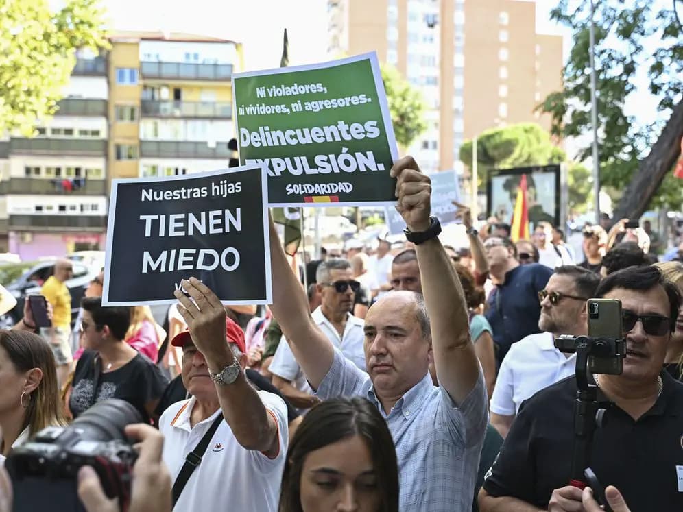 «Испания захвачена»: гнев жителей Орталеса из-за преступлений мигрантов и бездействия властей