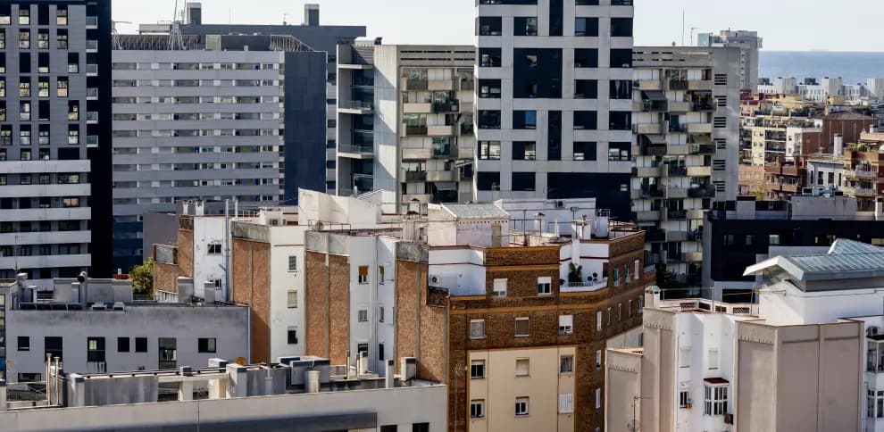 Барселона, Мадрид и Лиссабон: города ЕС, где на жилье уходит наибольшая часть зарплаты