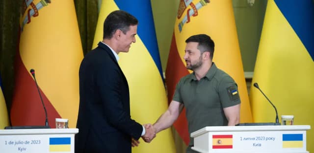 Санчес подтверждает, что Испания будет покупать оружие у США для передачи Украине