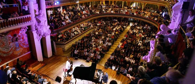 Пять месяцев джаза: Барселона принимает международный фестиваль с полувековой историей