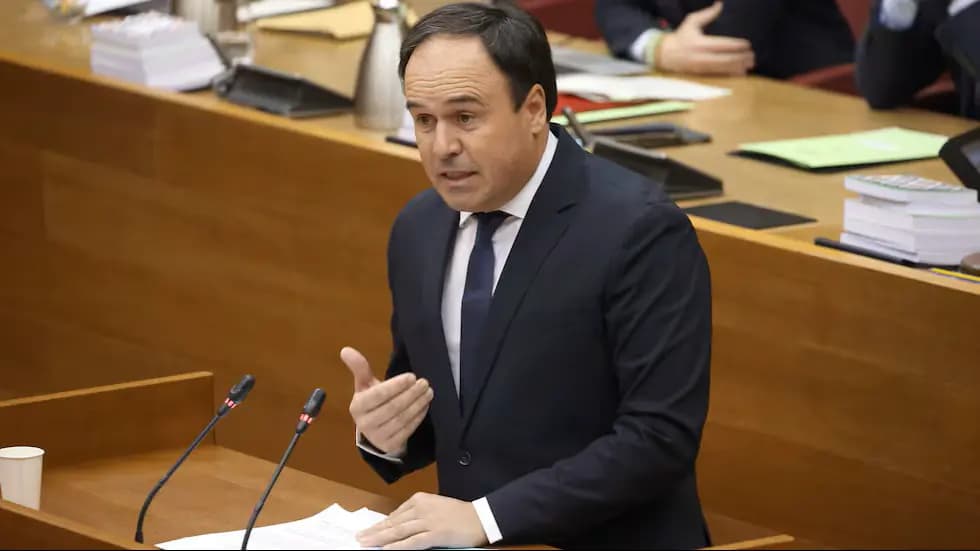 Перес Льорка избран новым президентом Валенсийской автономии при поддержке Vox