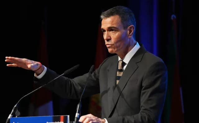 Педро Санчес против империй Маска и Дурова: война за цифровую демократию началась