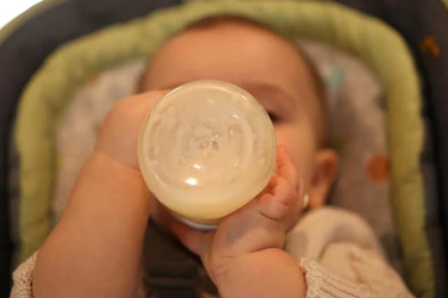 В Испании зафиксирована вспышка отравлений детскими смесями с токсином