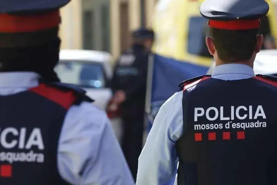 Каталонский полицейский украл у мертвого и сел на 13 месяцев