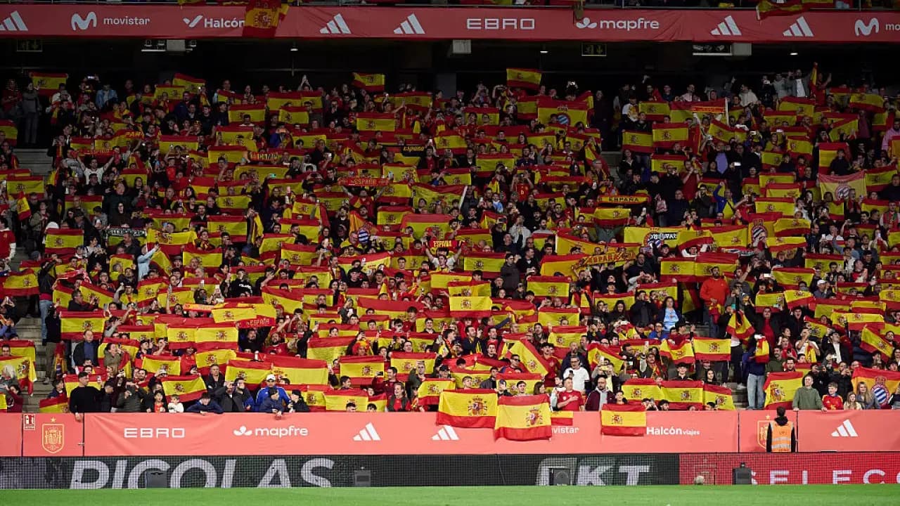 Скандал в Корнелье: болельщики сборной Испании оскорбляли мусульман во время матча с Египтом