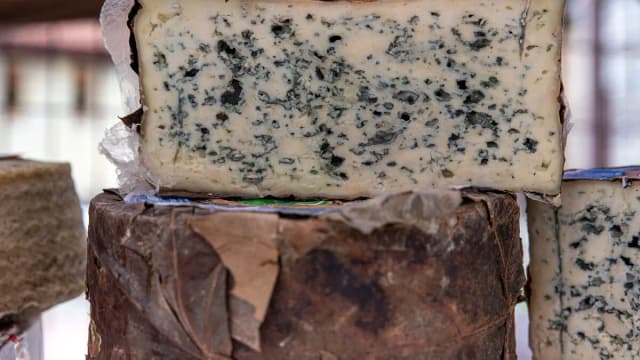 Самый дорогой сыр в мире является испанским