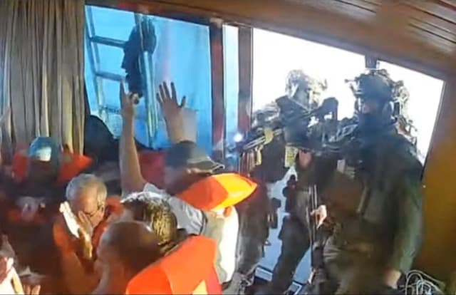 Международный десант доброй воли: 40 испанцев в гостях у израильских ВМС